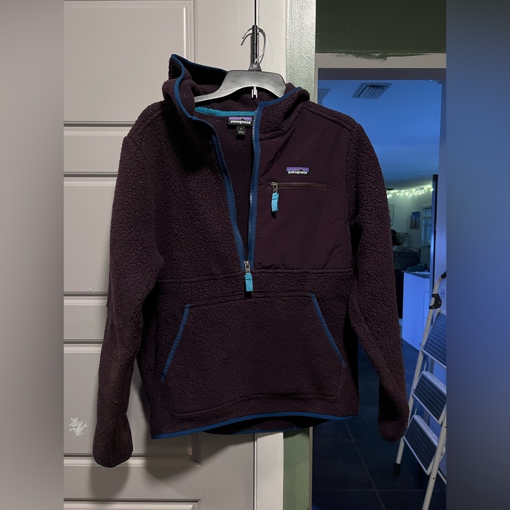 Patagonia Sherpa Hoodie in Deep Plum with Teal Trim